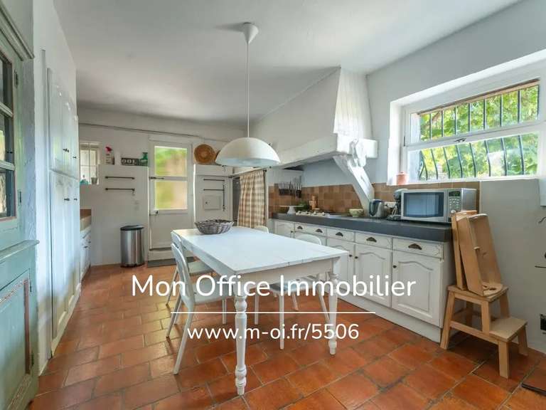 Maison Saint-Julien - 5 chambres - 250m²