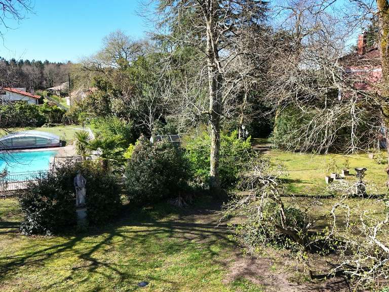 Maison Saint-Julien-en-Born - 12 chambres - 624m²