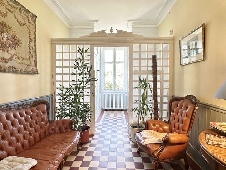 Maison Saint-Julien-en-Born - 12 chambres - 624m²