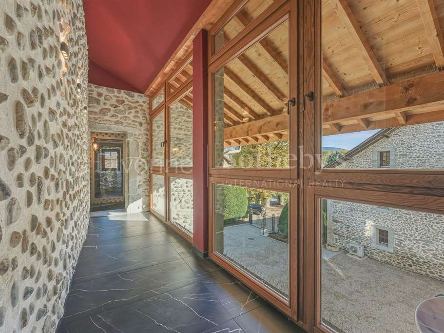 Château Saint-Julien-en-Genevois