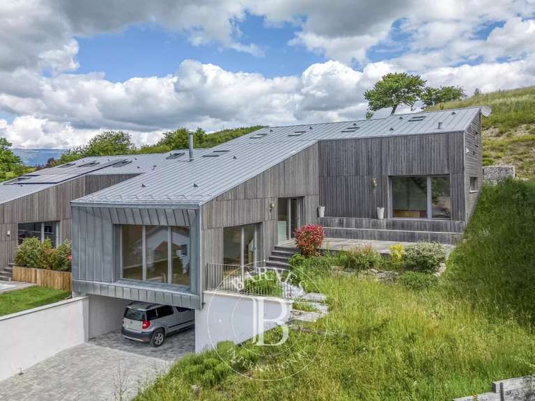 Maison Saint-Julien-en-Genevois - 4 chambres - 242m²