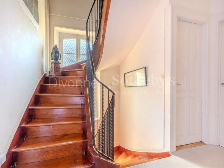 Maison Saint-Julien-en-Genevois - 4 chambres - 207m²