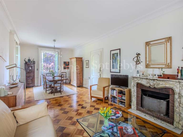 Maison Saint-Julien-en-Genevois - 4 chambres - 207m²