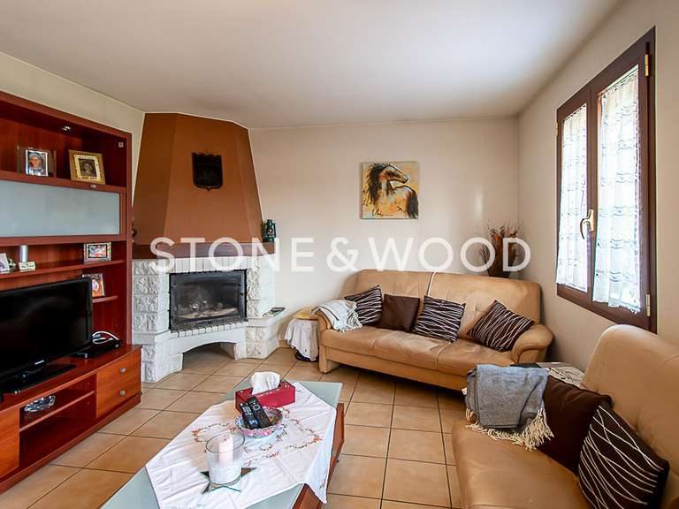 Maison Saint-Julien-en-Genevois - 3 chambres - 91m²