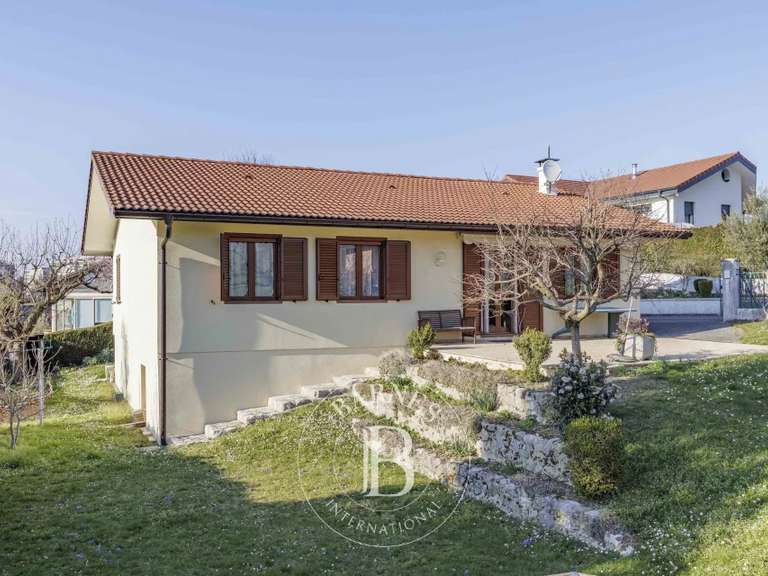 Maison Saint-Julien-en-Genevois - 91m²