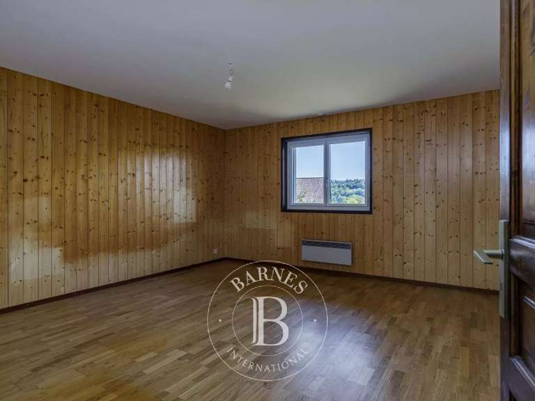 Maison Saint-Julien-en-Genevois - 4 chambres - 299m²