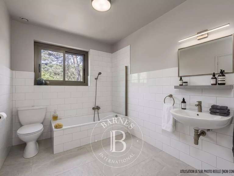 Maison Saint-Julien-en-Genevois - 4 chambres - 299m²