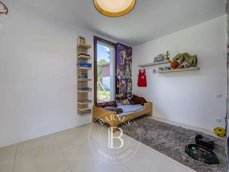 Villa Saint-Julien-en-Genevois - 4 chambres - 265m²