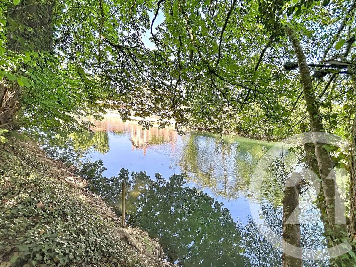 Manoir Saint-Julien-les-Villas