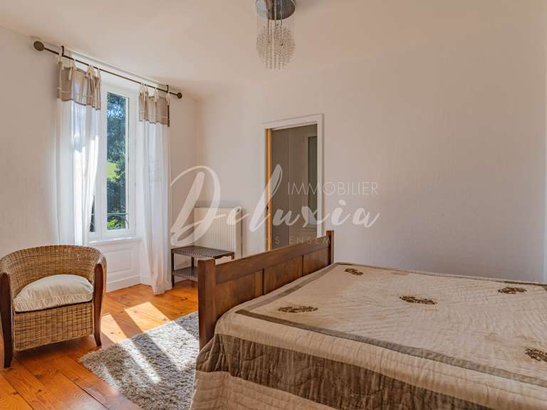 Propriété Saint-Julien-Molin-Molette - 12 chambres - 597m²