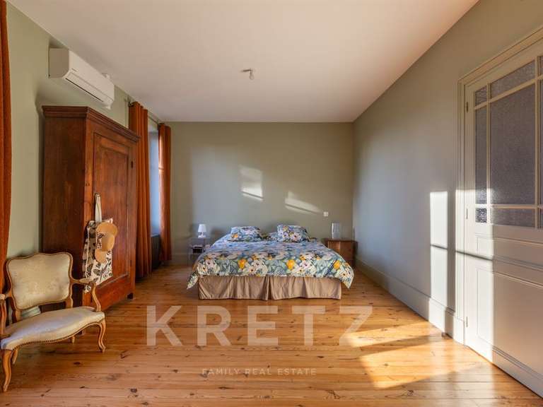 Maison Saint-Just-Saint-Rambert - 3 chambres - 201m²