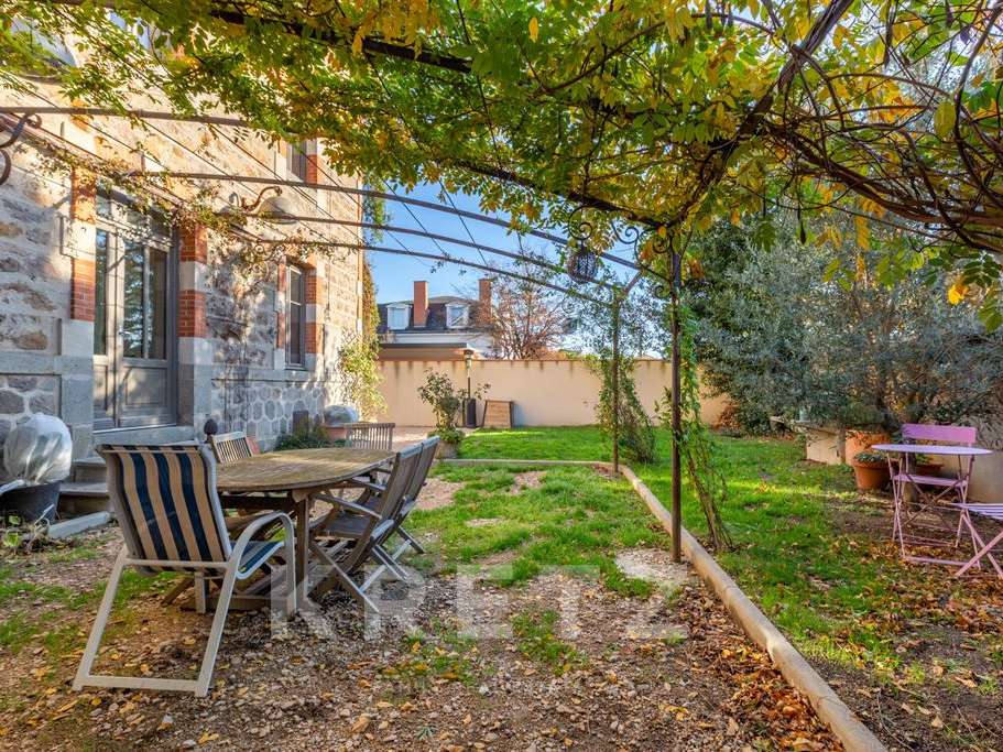 Maison Saint-Just-Saint-Rambert