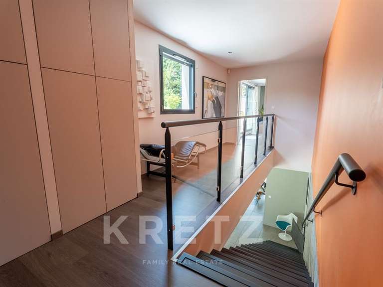 Maison Saint-Just-Saint-Rambert - 4 chambres - 311m²