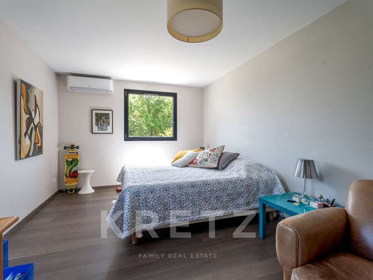 Maison Saint-Just-Saint-Rambert - 4 chambres - 311m²