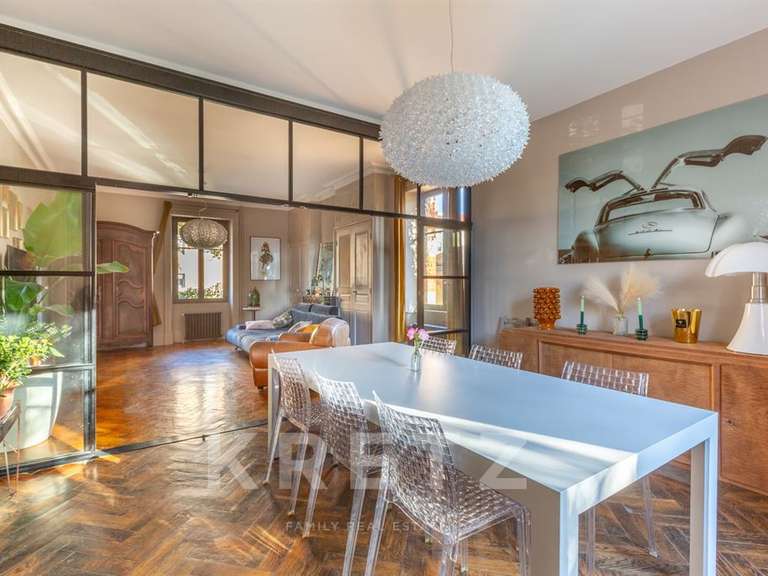 Maison Saint-Just-Saint-Rambert - 3 chambres - 201m²