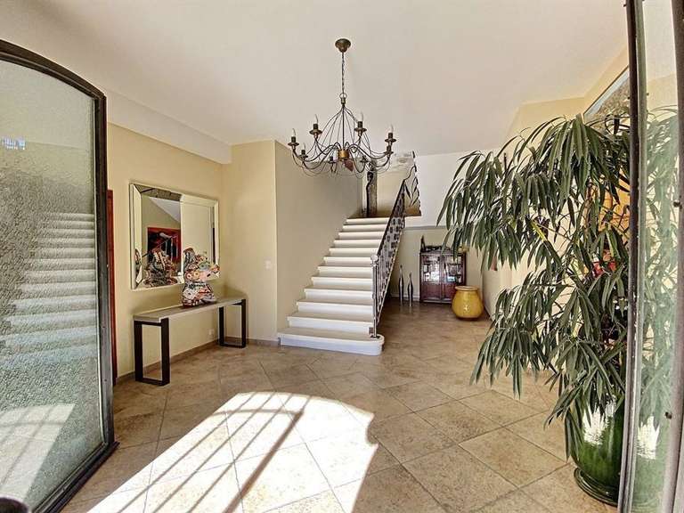 Maison Saint-Laurent-d'Aigouze - 6 chambres - 300m²