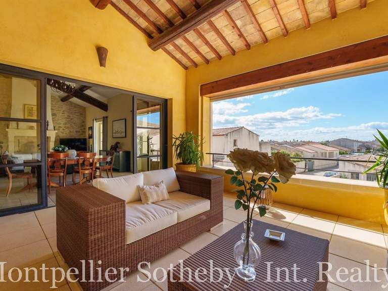 Maison Saint-Laurent-d'Aigouze - 6 chambres - 300m²