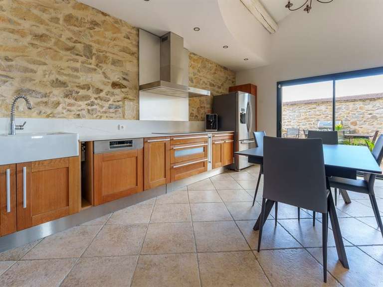 Maison Saint-Laurent-d'Aigouze - 6 chambres - 300m²