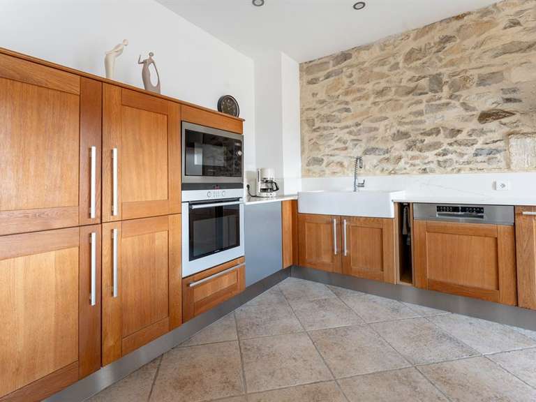Maison Saint-Laurent-d'Aigouze - 6 chambres - 300m²