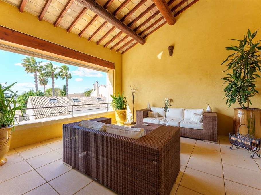 House Saint-Laurent-d'Aigouze