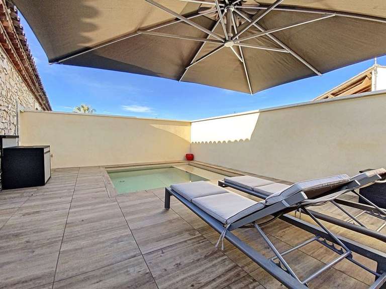 House Saint-Laurent-d'Aigouze - 6 bedrooms - 300m²