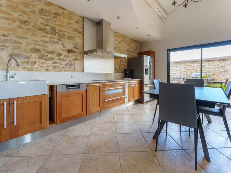 Maison Saint-Laurent-d'Aigouze - 6 chambres - 300m²