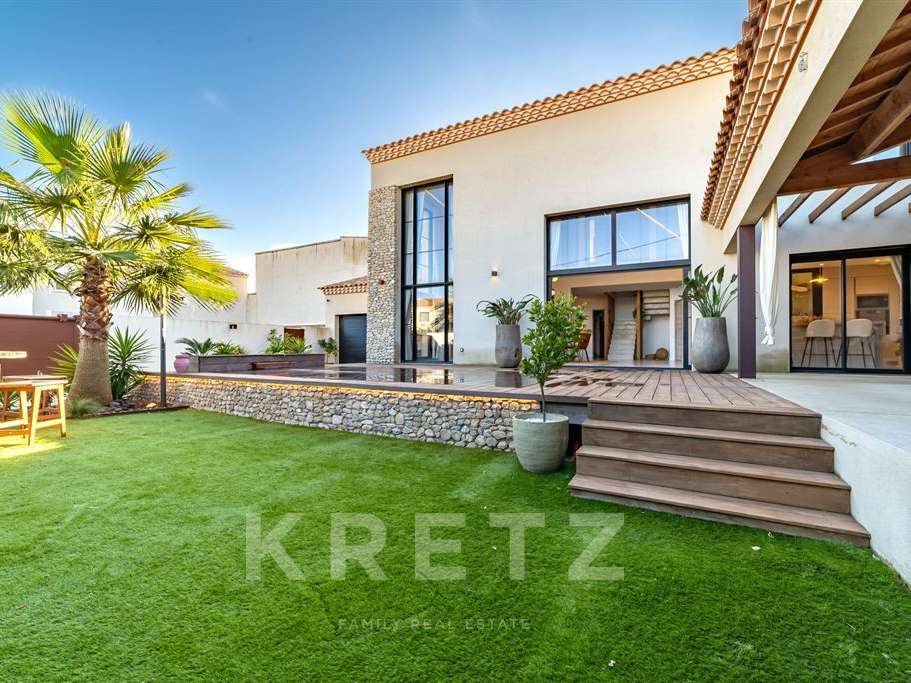 House Saint-Laurent-d'Aigouze