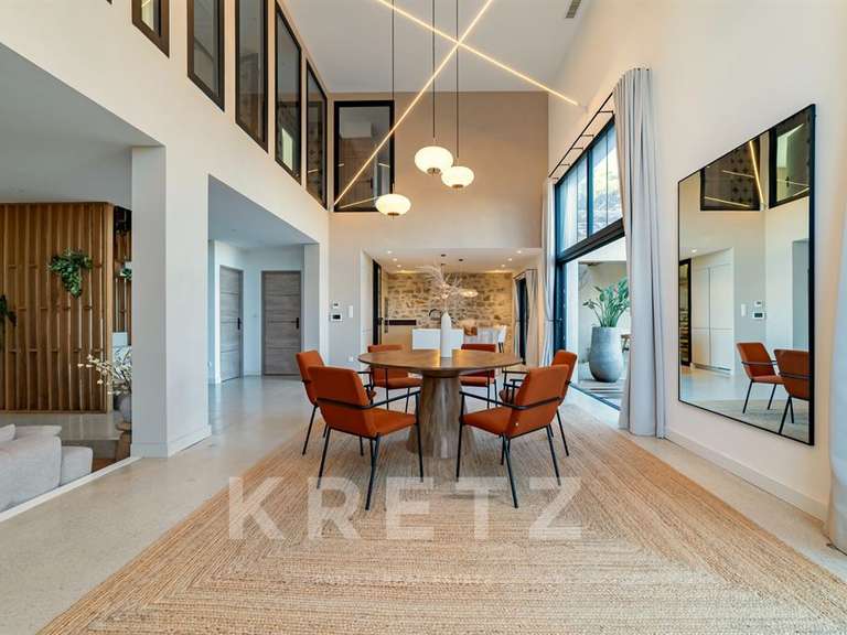 House Saint-Laurent-d'Aigouze - 4 bedrooms - 183m²