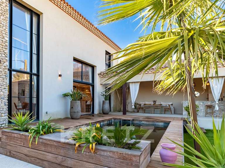 House Saint-Laurent-d'Aigouze - 4 bedrooms - 183m²