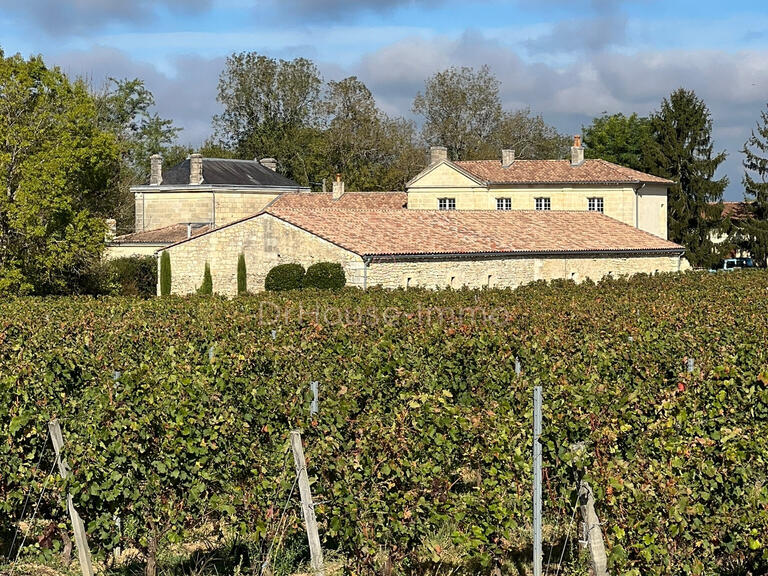 Vente Villa Saint-Laurent-d'Arce - 4 chambres