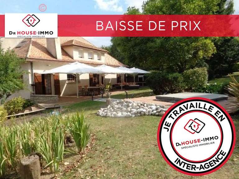 Villa Saint-Laurent-d'Arce - 6 chambres - 411m²