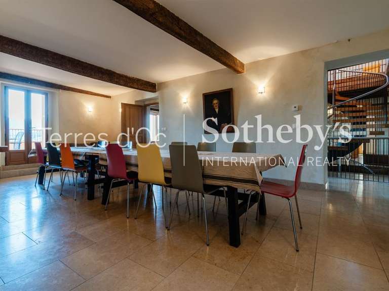 Maison Saint-Laurent-de-Cerdans - 7 chambres - 411m²