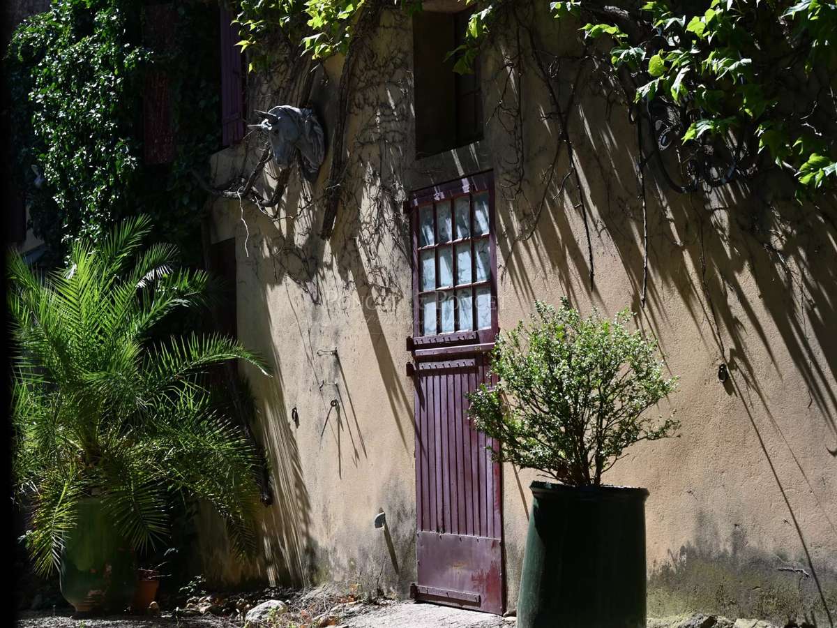 Château Saint-Laurent-des-Arbres