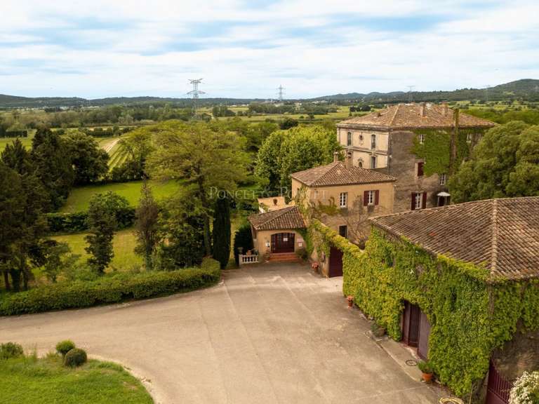 Château Saint-Laurent-des-Arbres - 10 chambres - 814m²