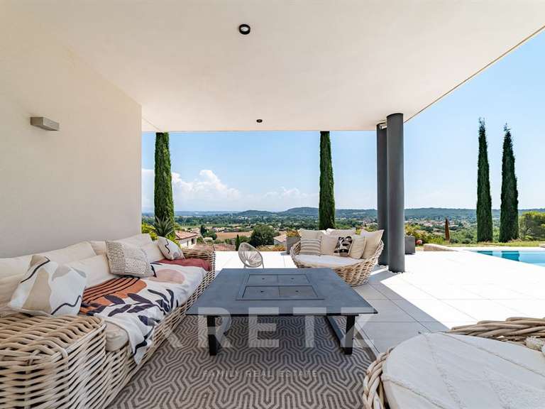 Maison Saint-Laurent-des-Arbres - 6 chambres - 250m²
