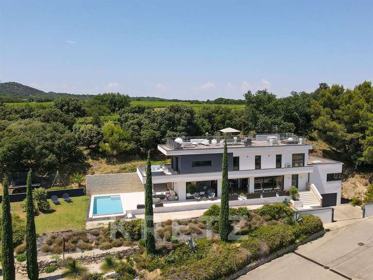 Maison Saint-Laurent-des-Arbres - 6 chambres - 250m²