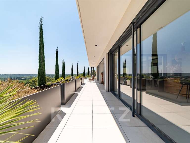 Maison Saint-Laurent-des-Arbres - 6 chambres - 250m²