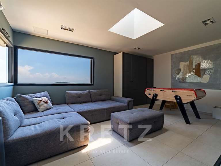 Maison Saint-Laurent-des-Arbres - 6 chambres - 250m²