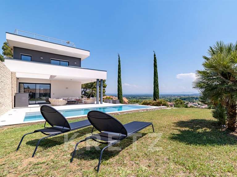 Maison Saint-Laurent-des-Arbres - 6 chambres - 250m²