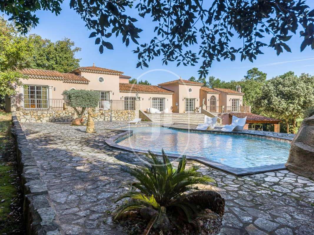 Villa Saint-Laurent-des-Arbres