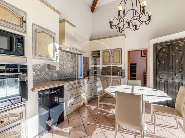 Villa Saint-Laurent-des-Arbres - 5 chambres - 240m²