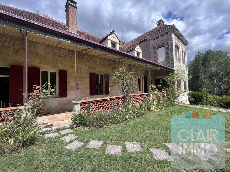 Vente Maison Saint-Laurent-des-Hommes - 9 chambres