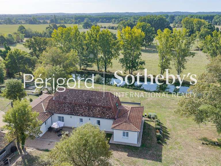 Maison Saint-Laurent-des-Hommes - 4 chambres - 265m²