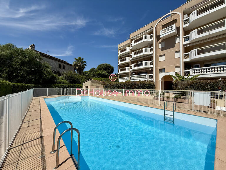 Appartement Saint-Laurent-du-Var - 3 chambres - 128m²