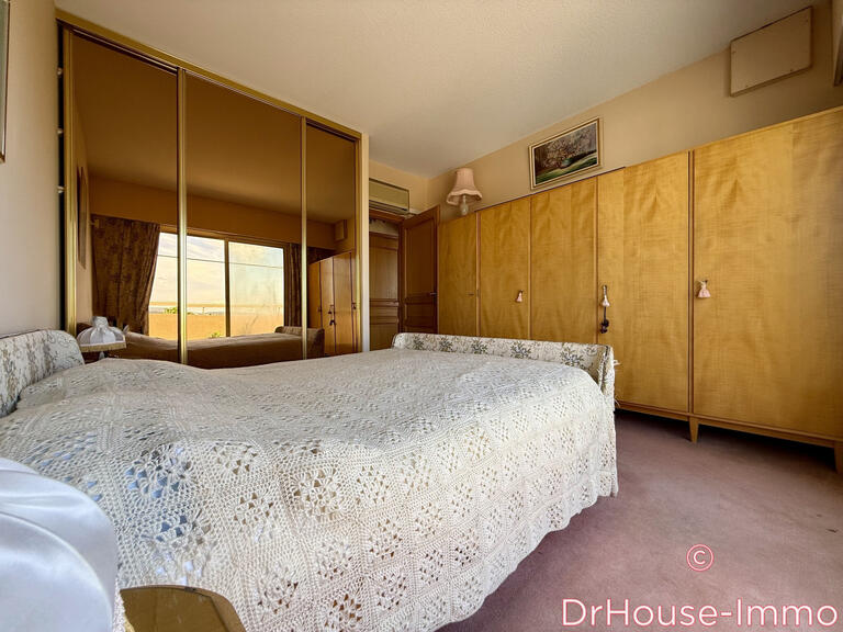 Appartement Saint-Laurent-du-Var - 3 chambres - 129m²