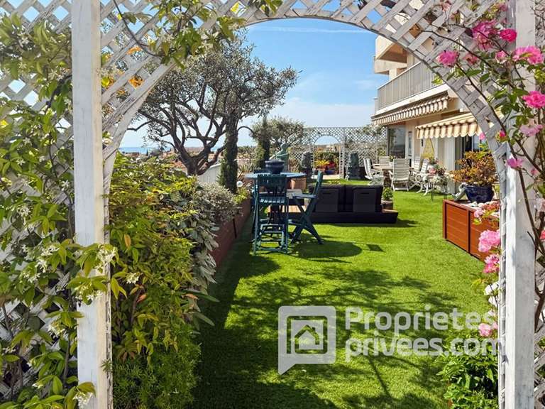 Appartement Saint-Laurent-du-Var - 4 chambres