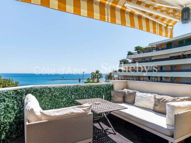 Appartement avec Vue sur mer Saint-Laurent-du-Var - 3 chambres - 112m²