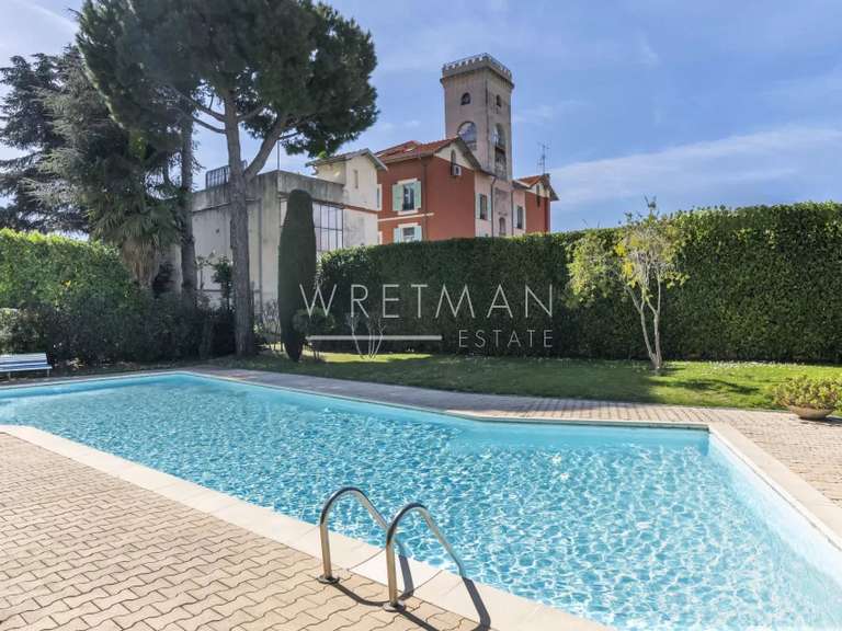 Appartement Saint-Laurent-du-Var - 92m²