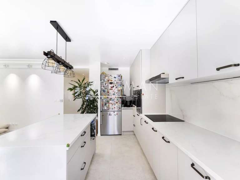 Appartement Saint-Laurent-du-Var - 92m²