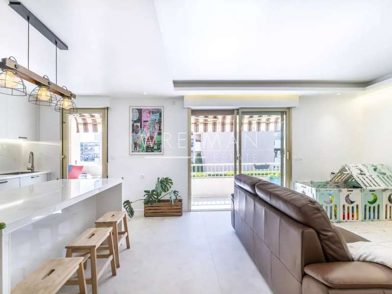 Appartement Saint-Laurent-du-Var - 92m²